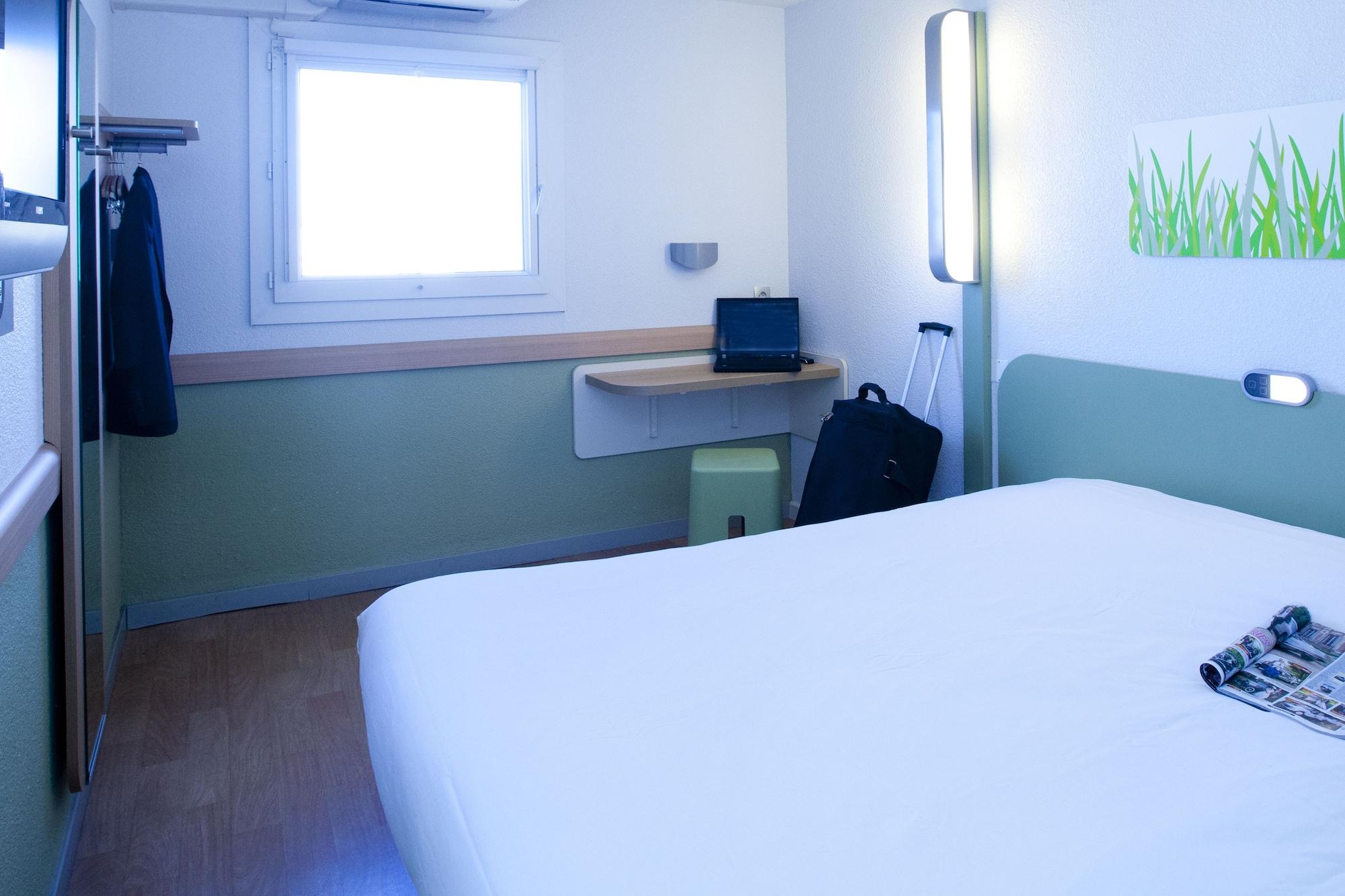 Ibis Budget Marseille Vieux Port Bagian luar foto