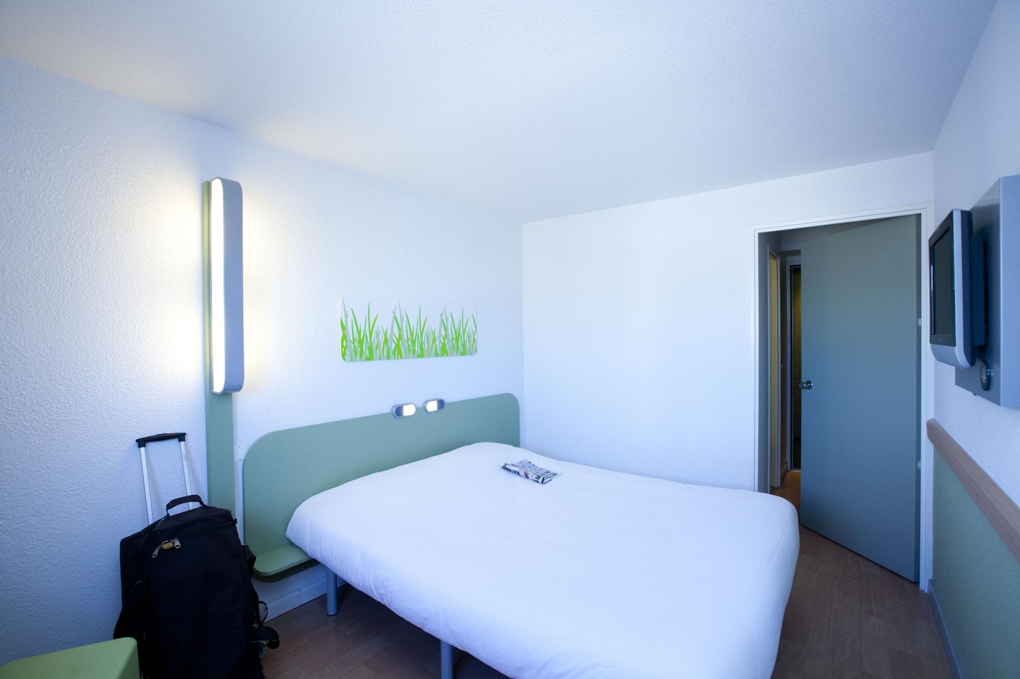 Ibis Budget Marseille Vieux Port Bagian luar foto