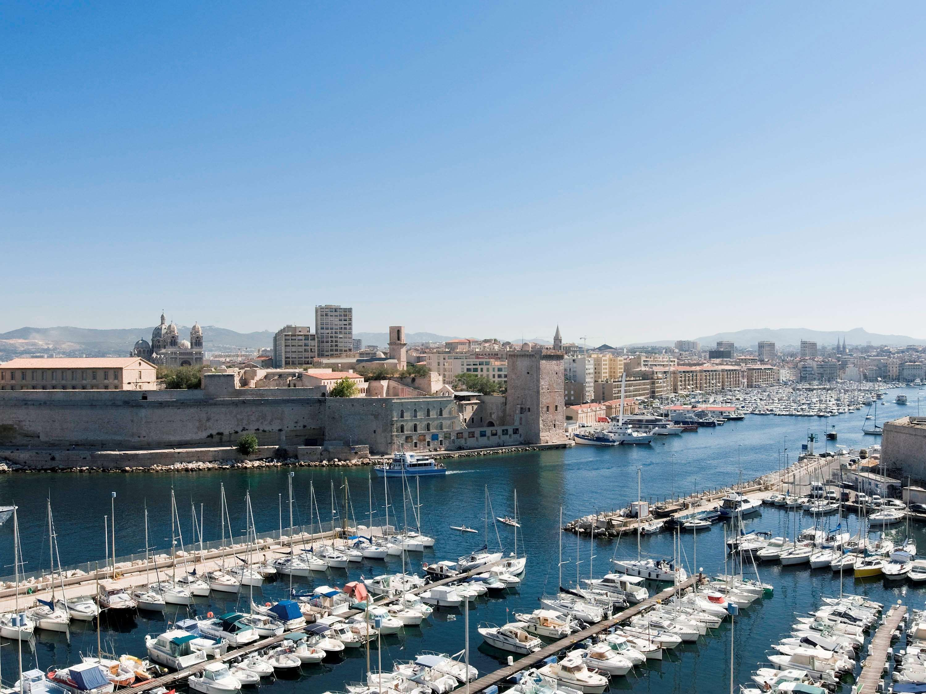 Ibis Budget Marseille Vieux Port Bagian luar foto