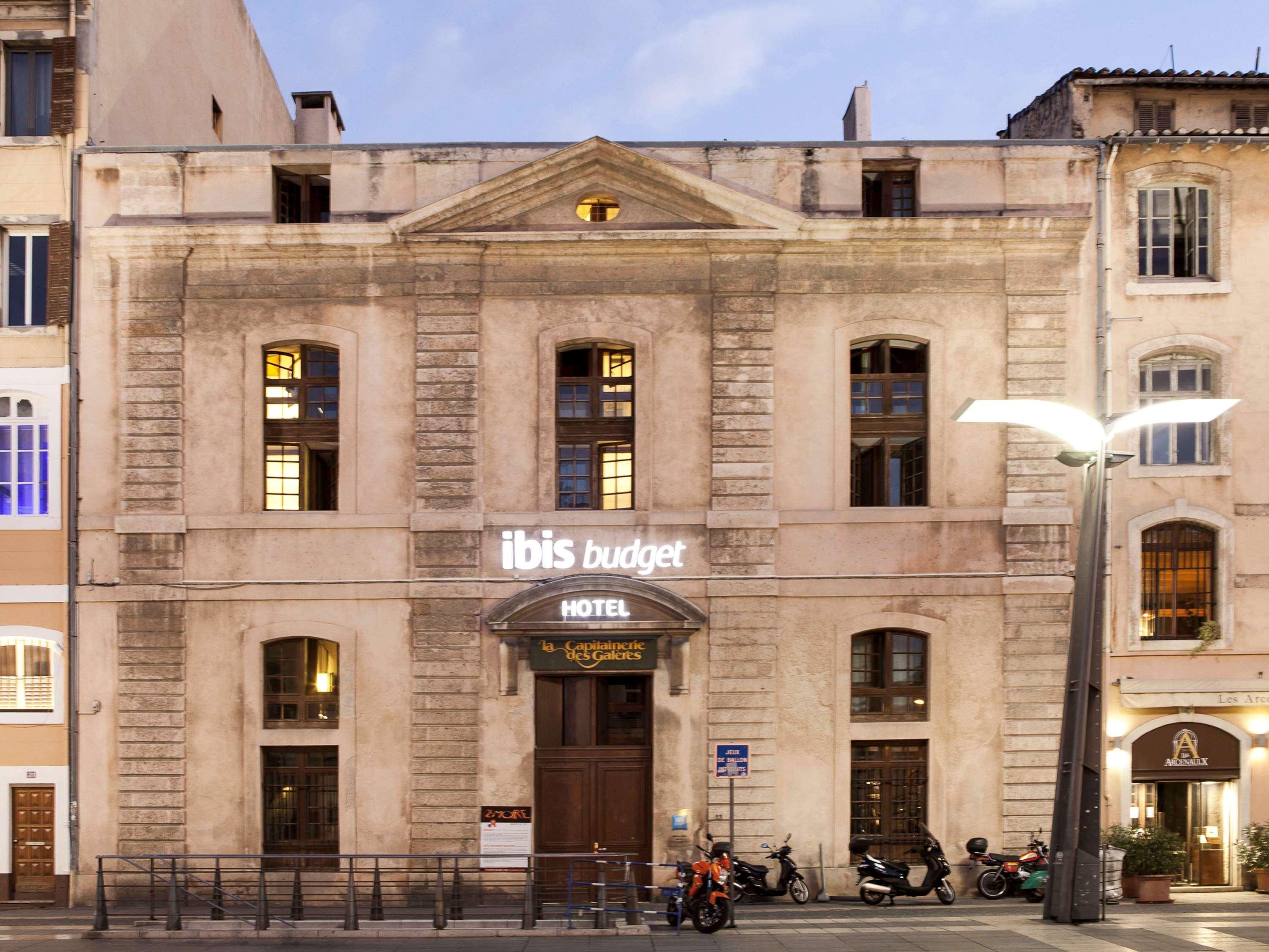 Ibis Budget Marseille Vieux Port Bagian luar foto