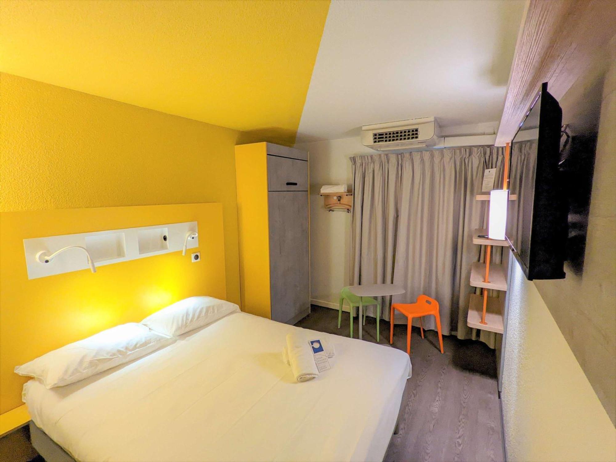 Ibis Budget Marseille Vieux Port Bagian luar foto