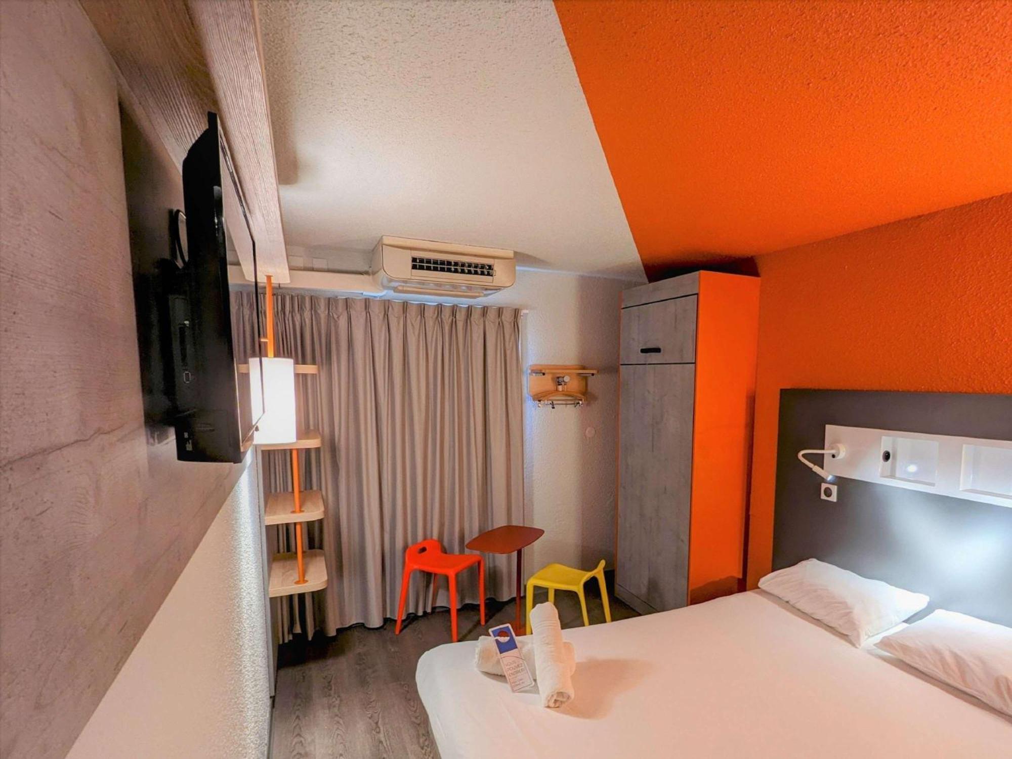 Ibis Budget Marseille Vieux Port Bagian luar foto