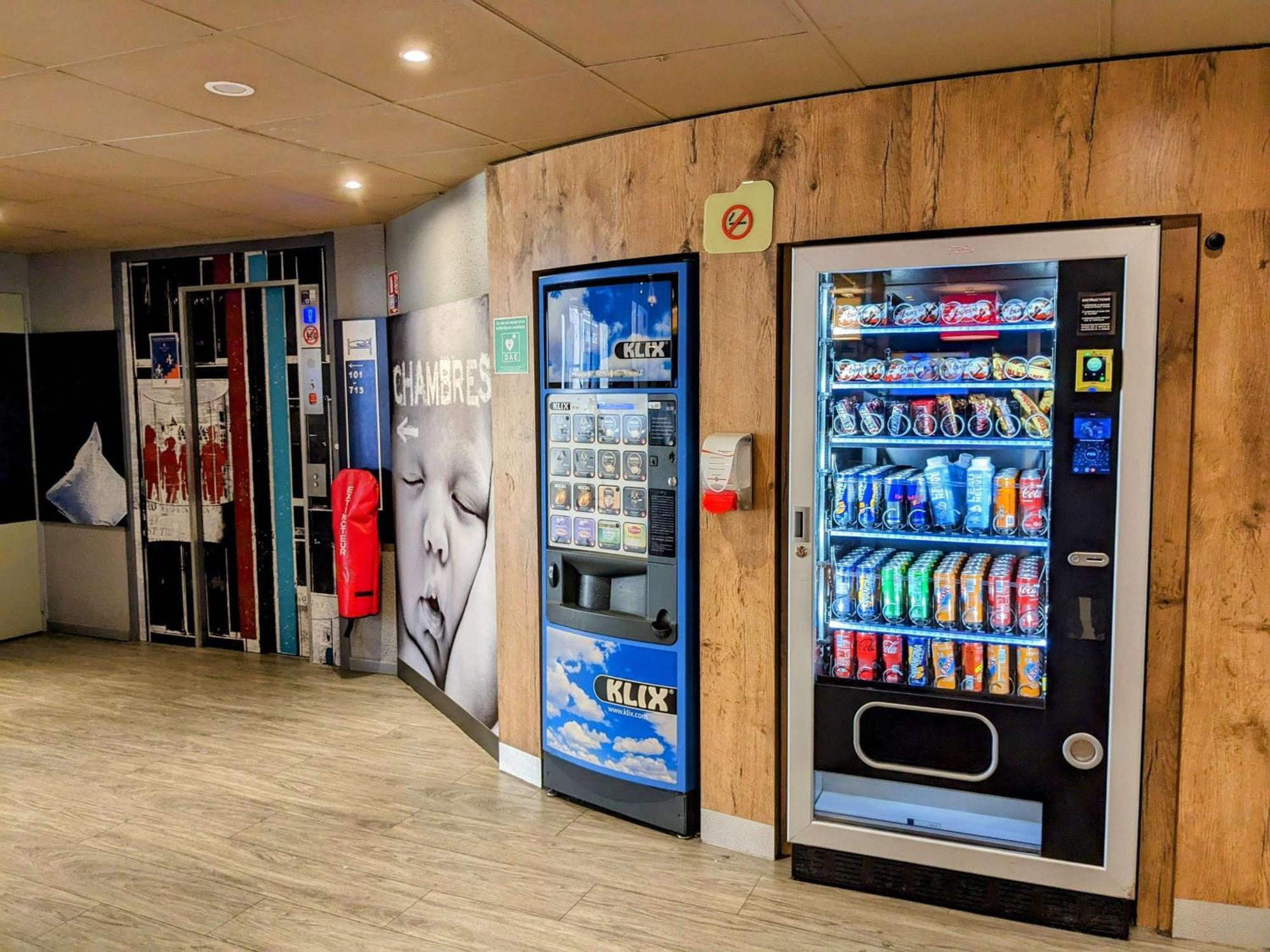 Ibis Budget Marseille Vieux Port Bagian luar foto