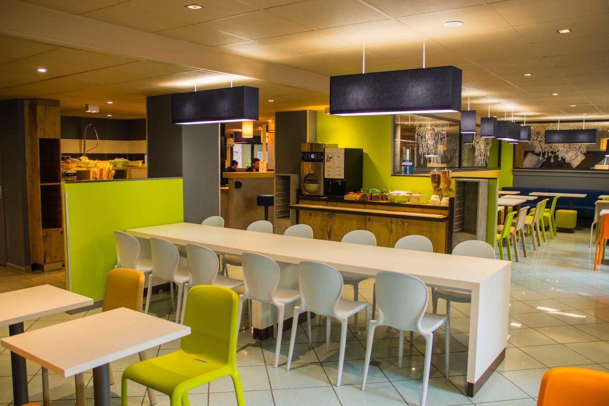 Ibis Budget Marseille Vieux Port Bagian luar foto